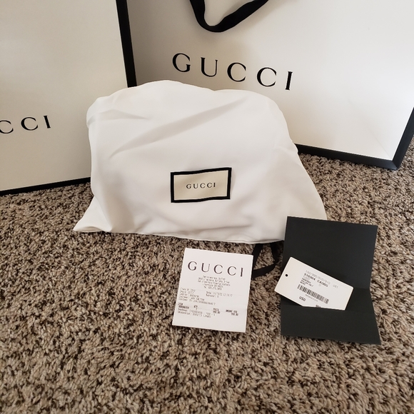 Cute Gucci GG crossbody bag - Picture 9 of 10